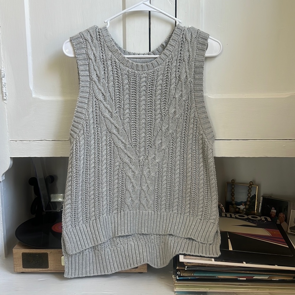 Sleeveless Sweater